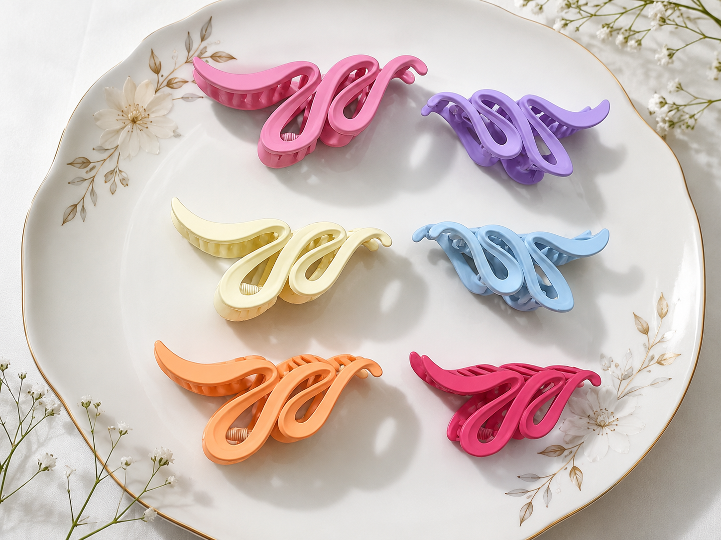 Butter Wave Hair Claw Clip