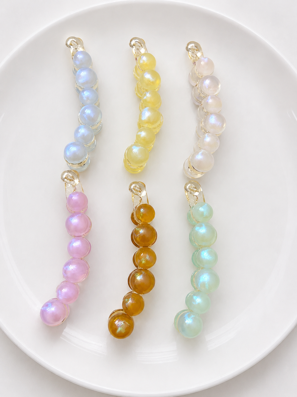 Luna Pearl Banana Hair Clip