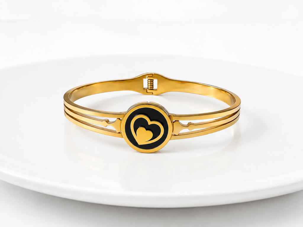 Amora Heart Bracelet