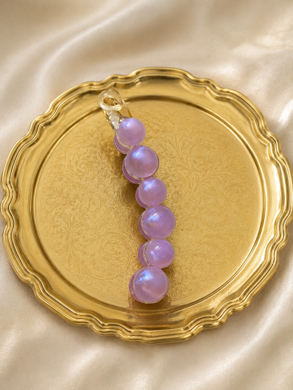 Luna Pearl Banana Hair Clip