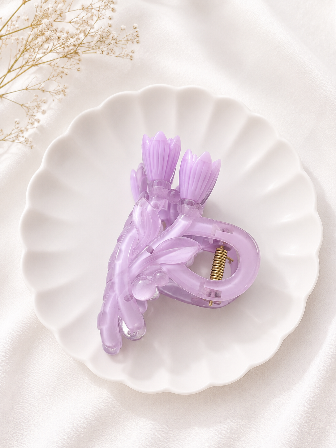 Tulip Glow Hair Claw