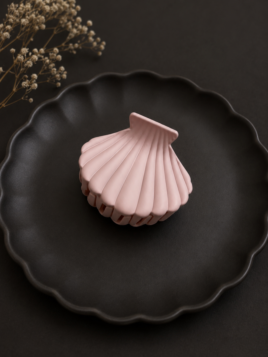 Seashell Glow Hair Claw Clip