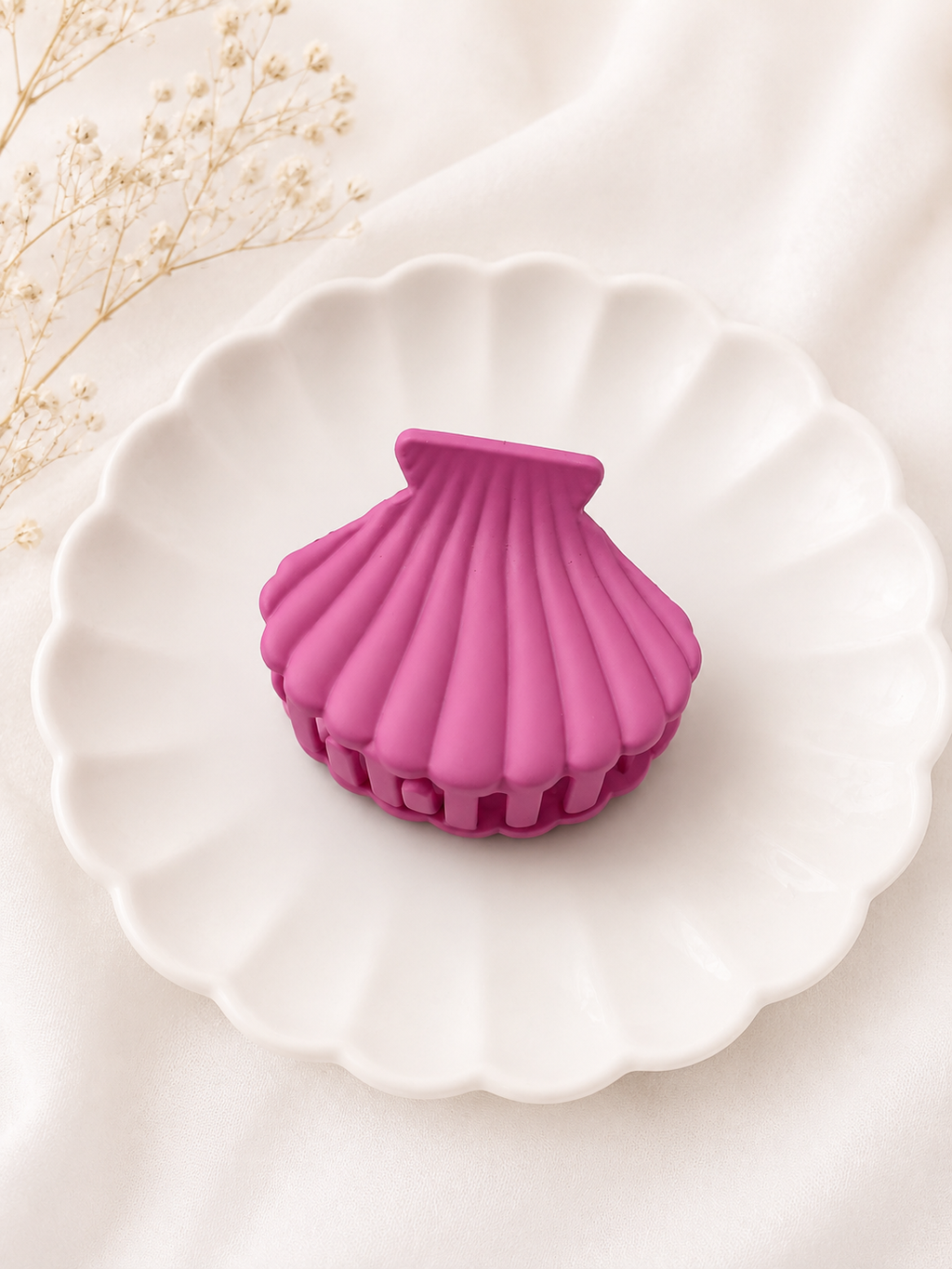 Seashell Glow Hair Claw Clip