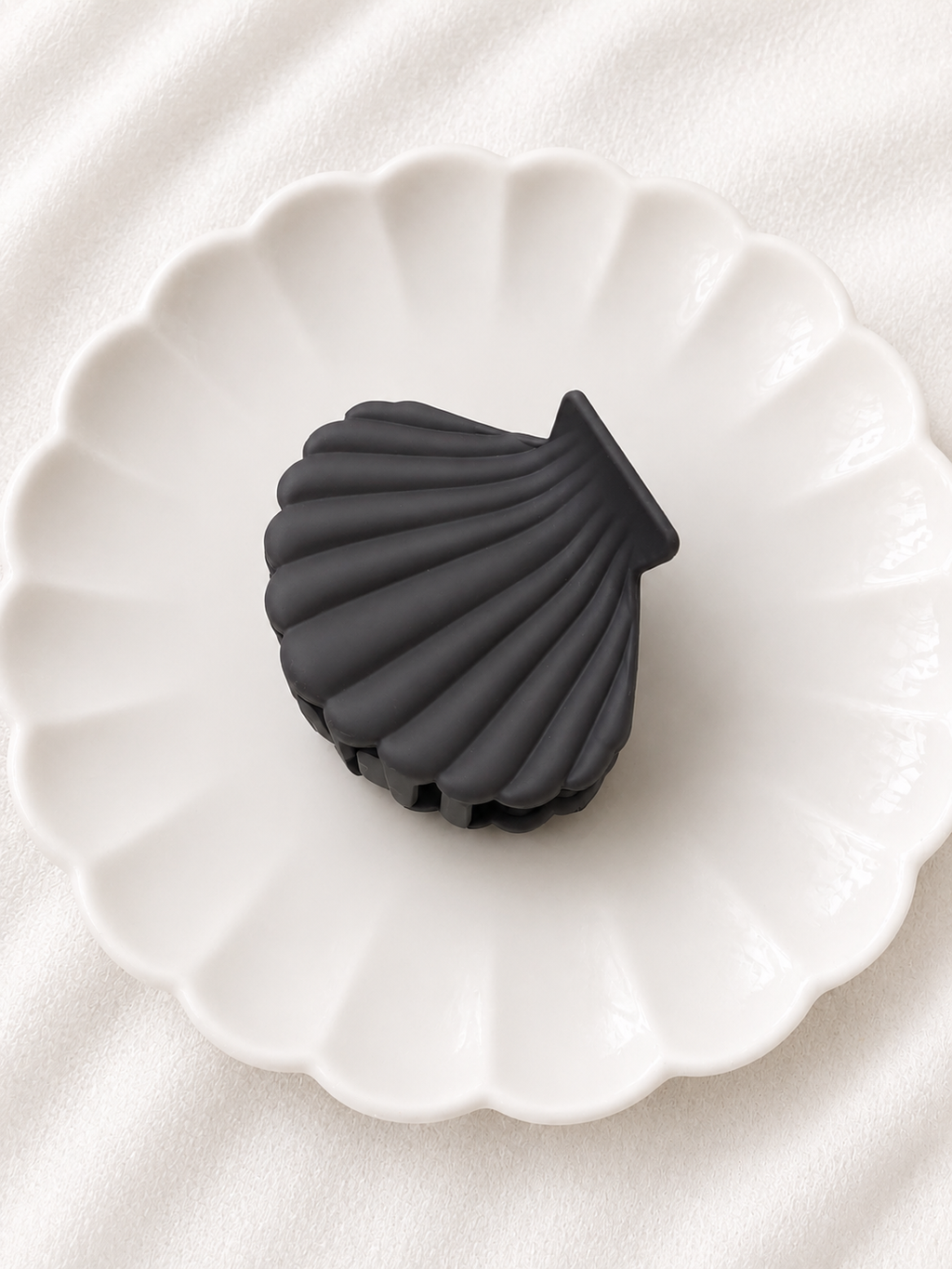 Seashell Glow Hair Claw Clip