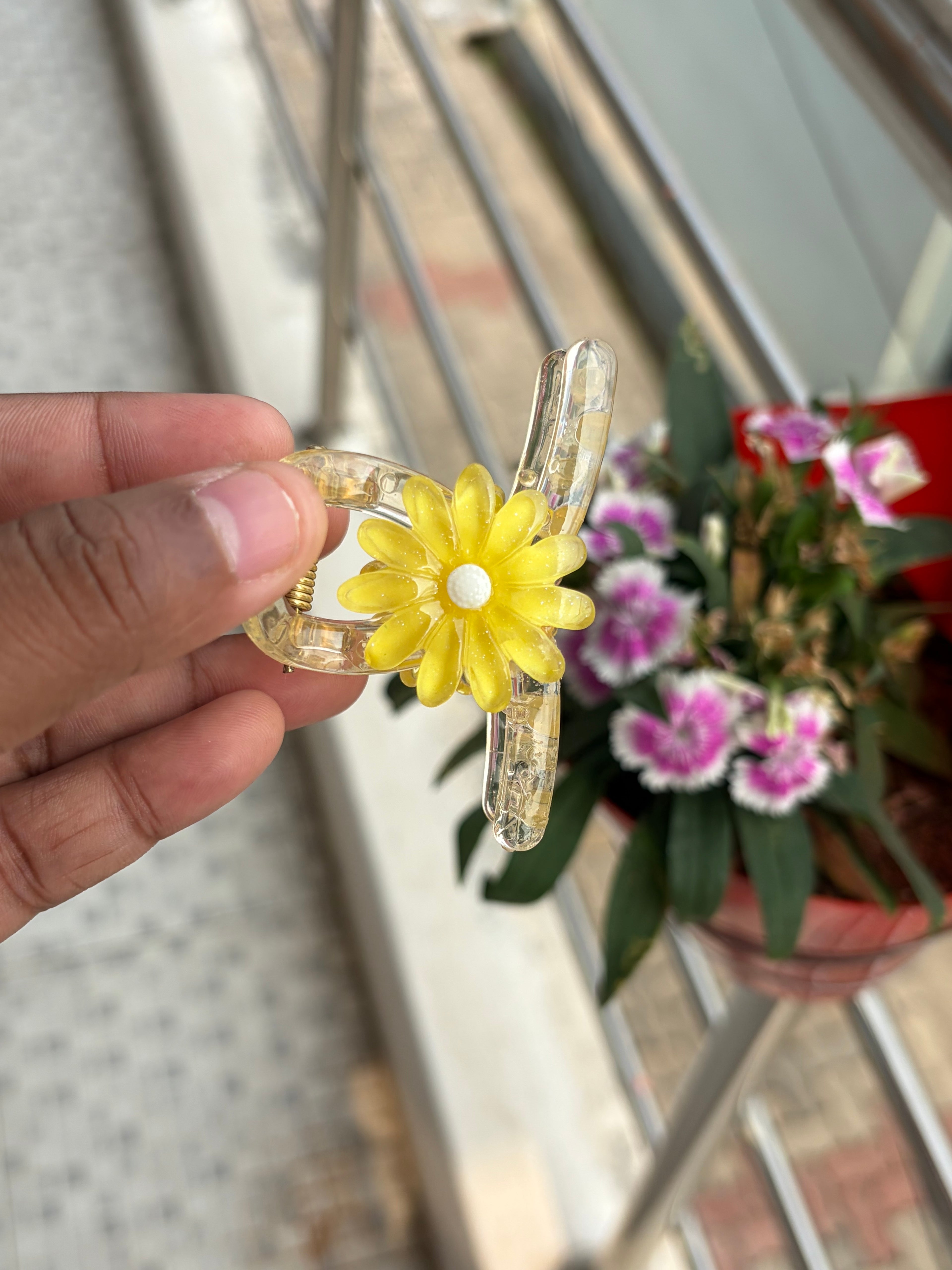 Korean Daisy Flower Hair Clip