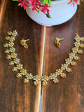 Elegant Floral Crystal Necklace Set