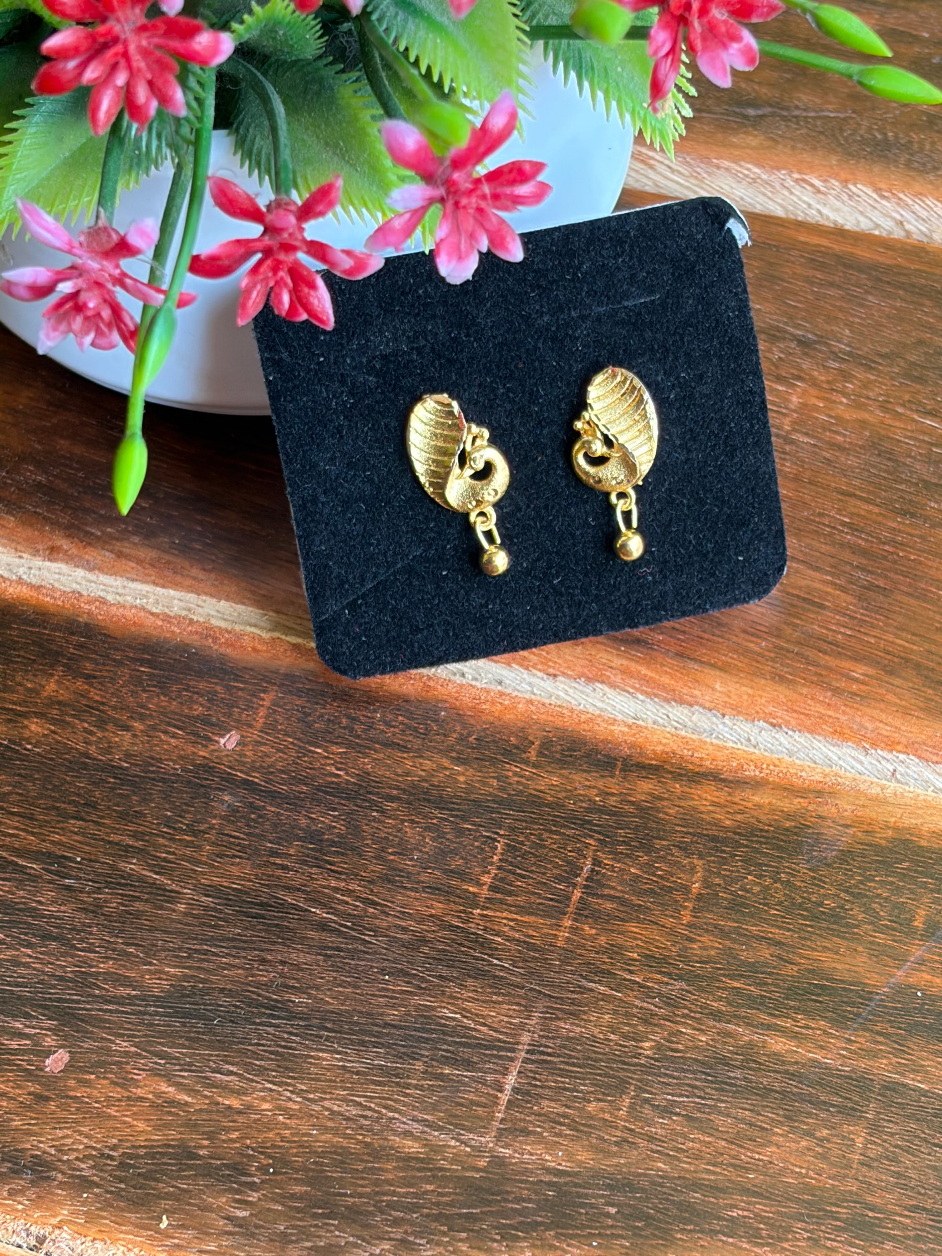 Elegant Peacock Leaf Drop Earrings
