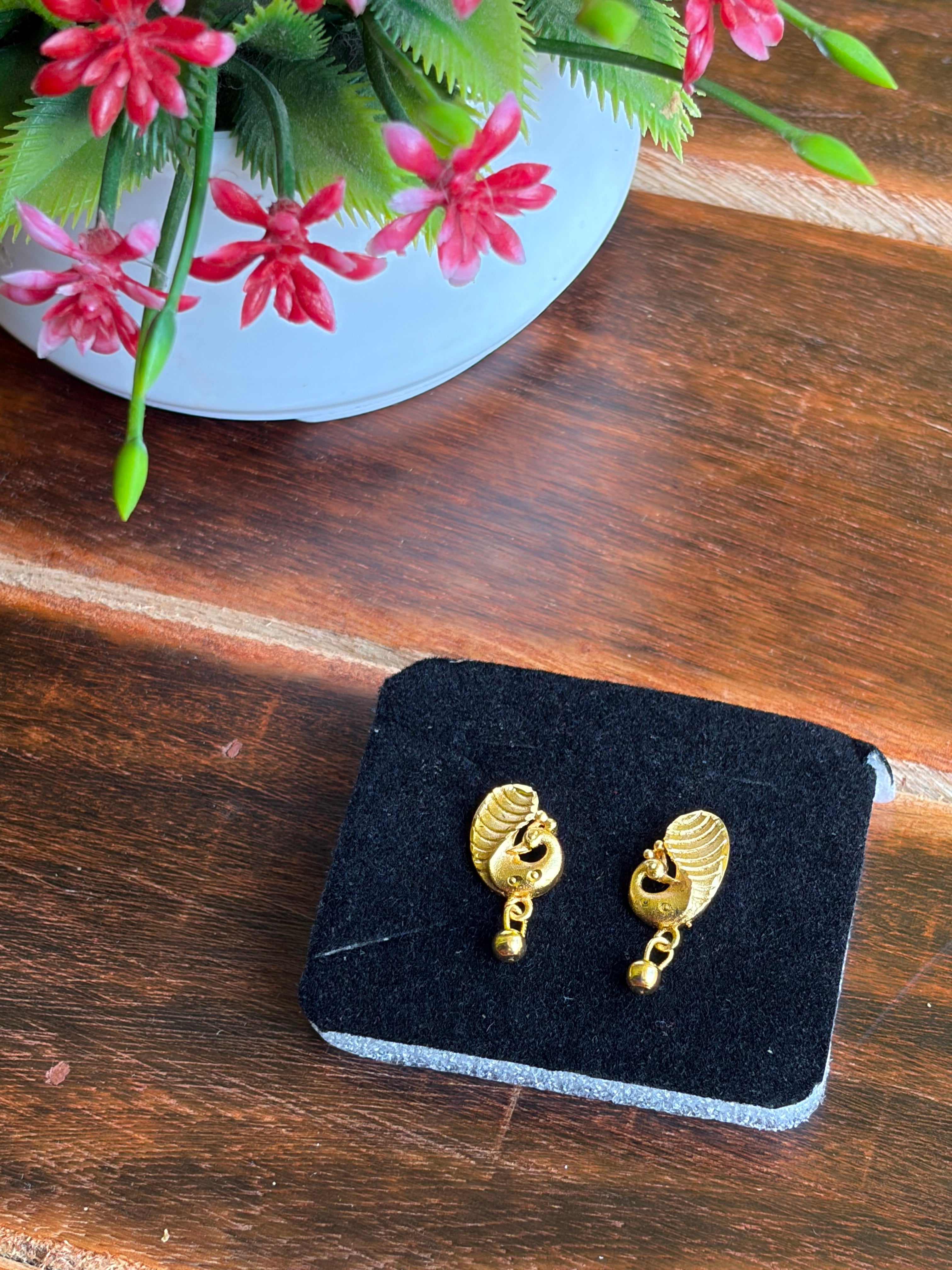 Elegant Peacock Leaf Drop Earrings