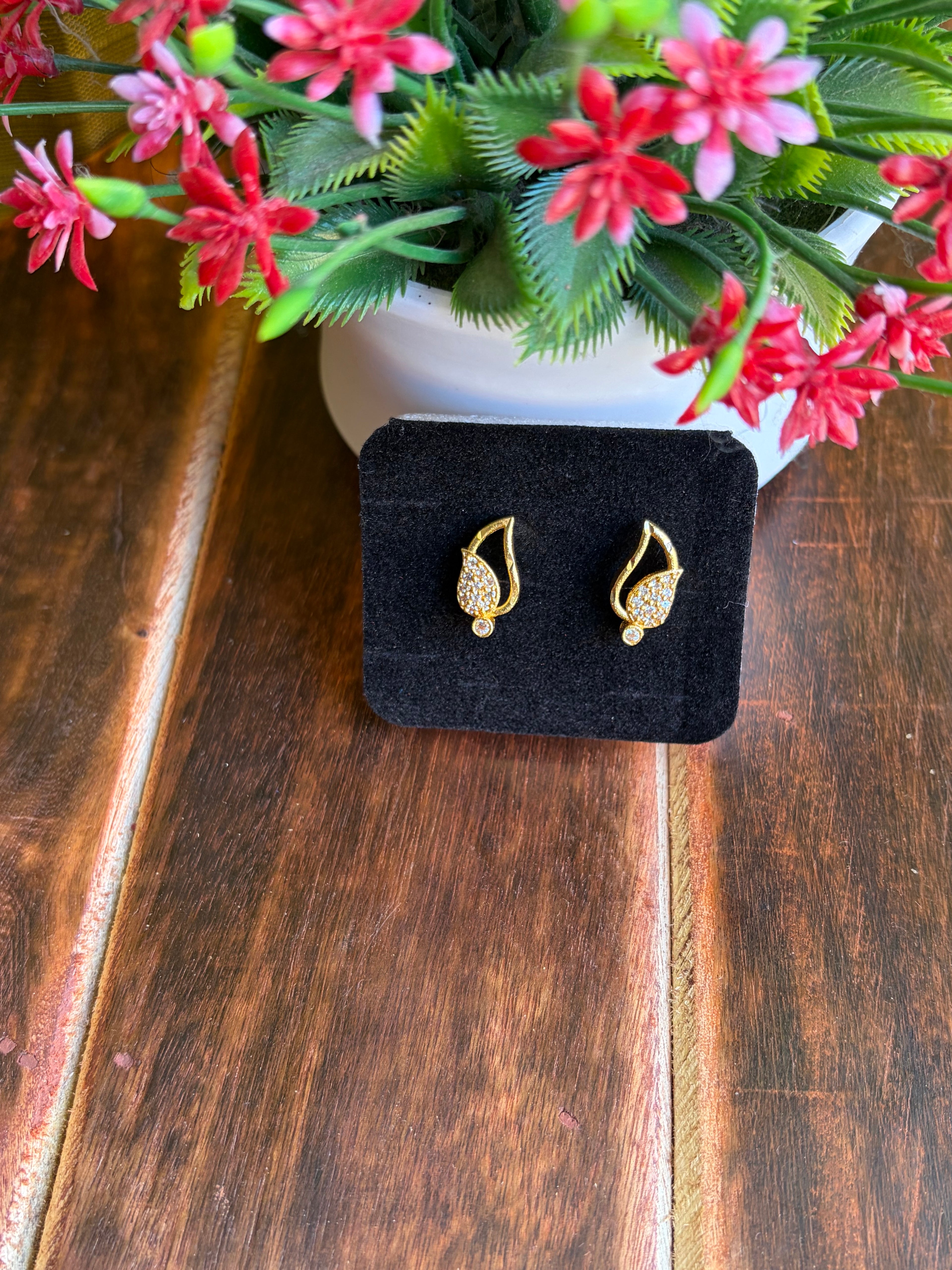 Golden Leaf Sparkle Stud Earrings