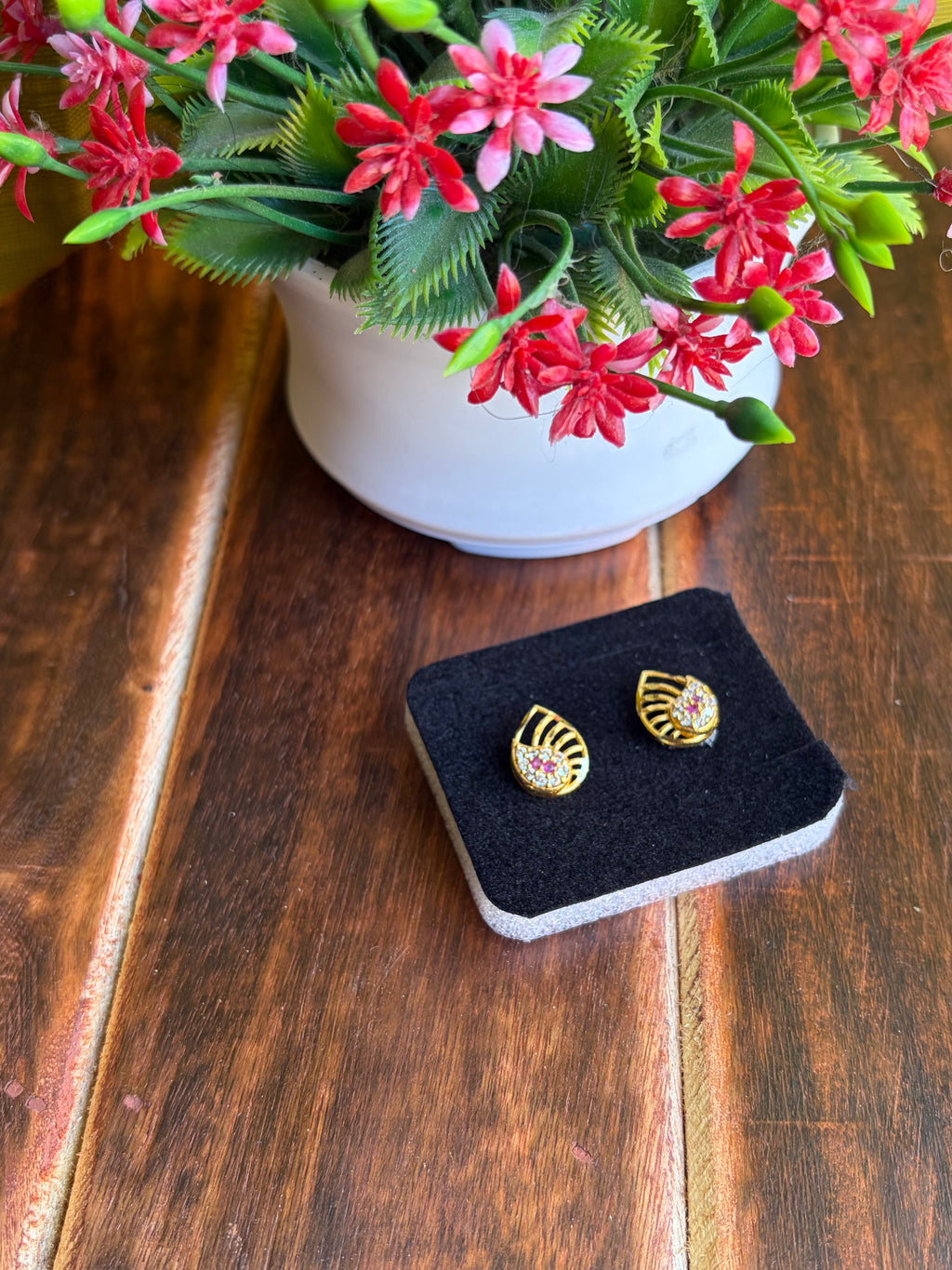 Elegant Pink Stone Teardrop Stud Earrings