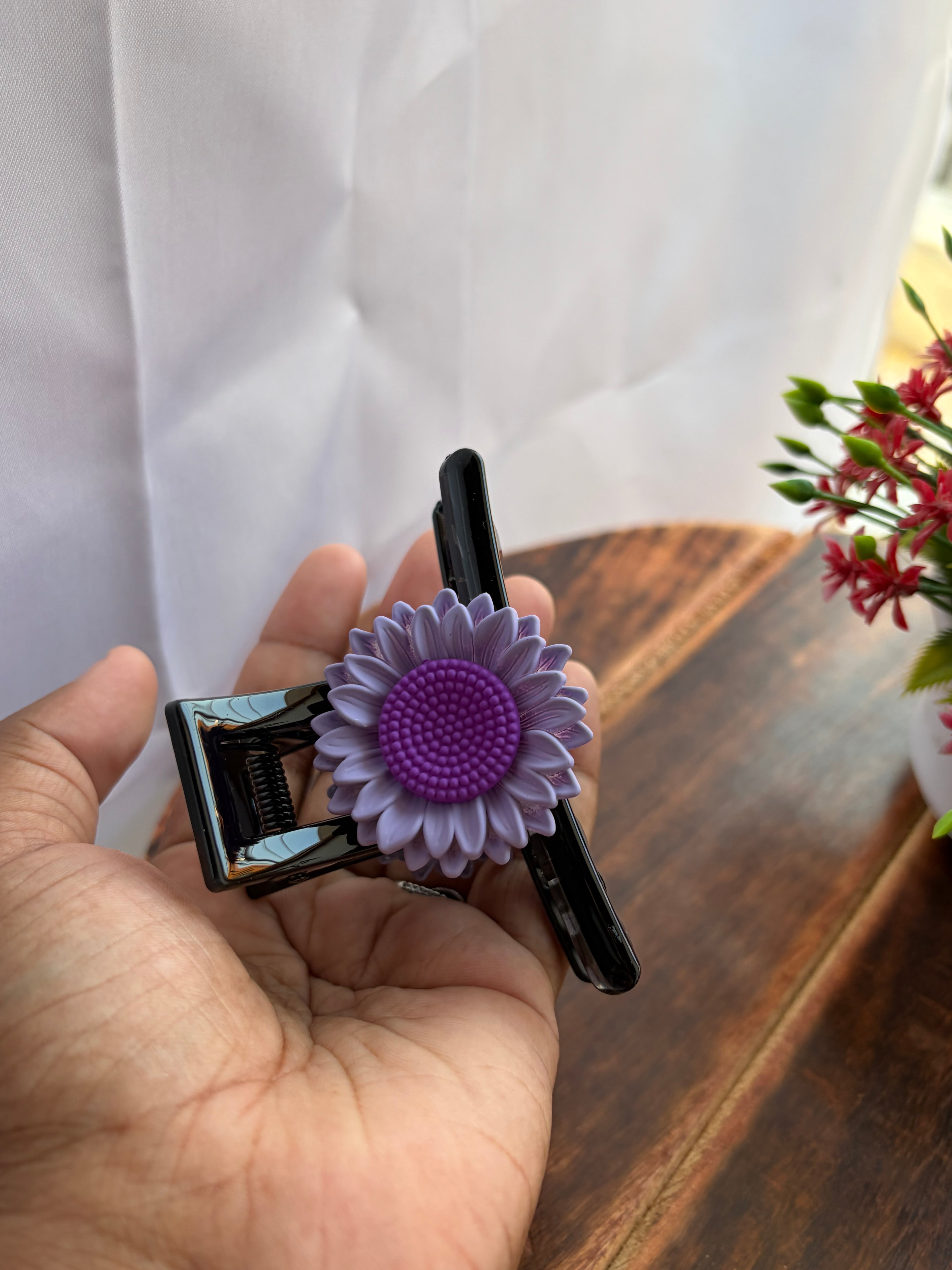 Lavender Bloom Daisy Hair Claw Clip