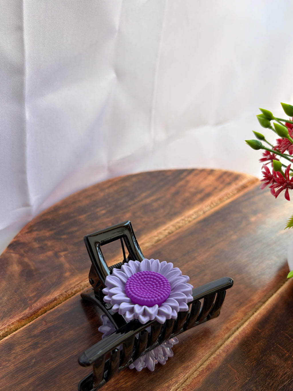 Lavender Bloom Daisy Hair Claw Clip