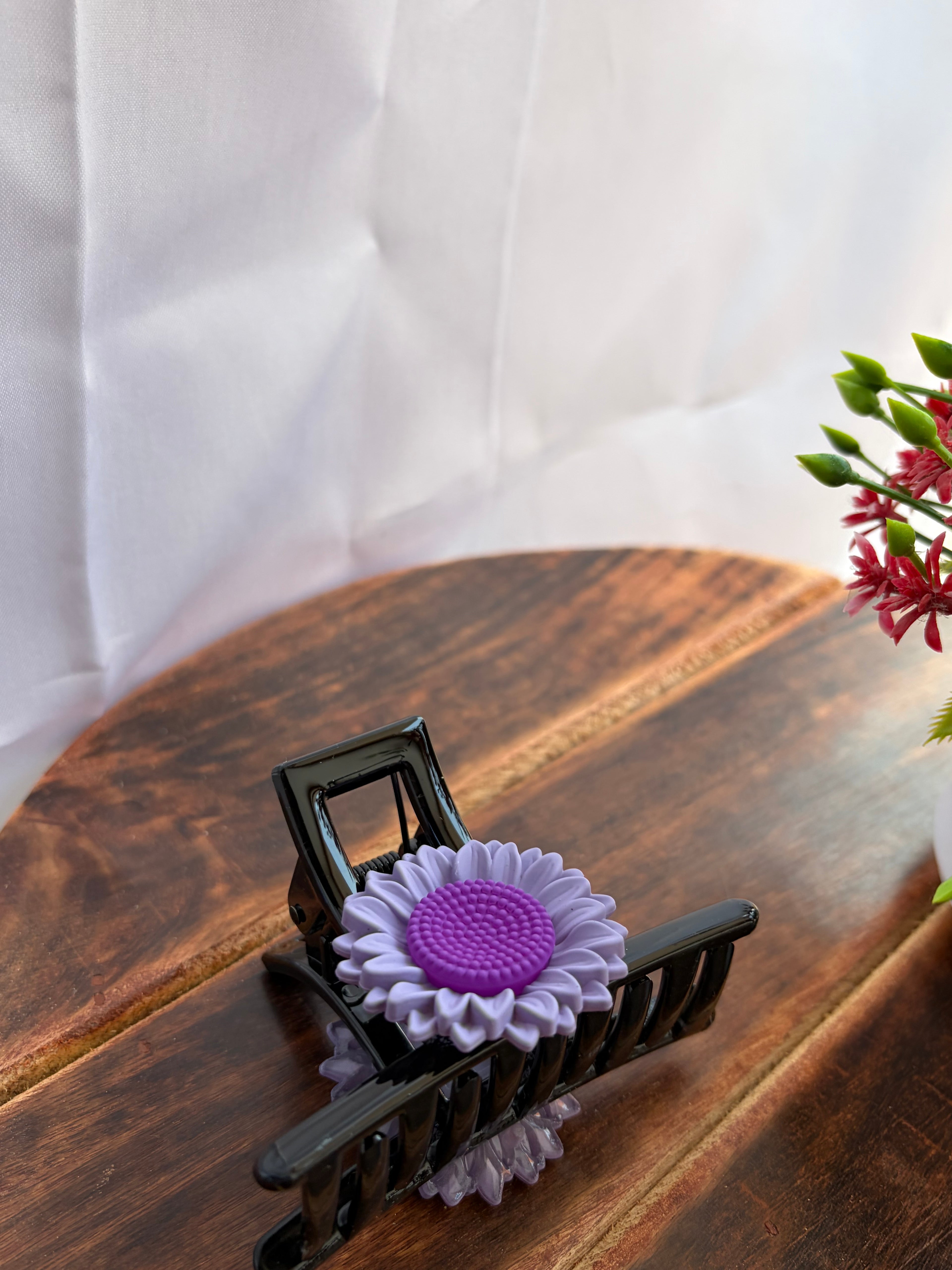 Lavender Bloom Daisy Hair Claw Clip