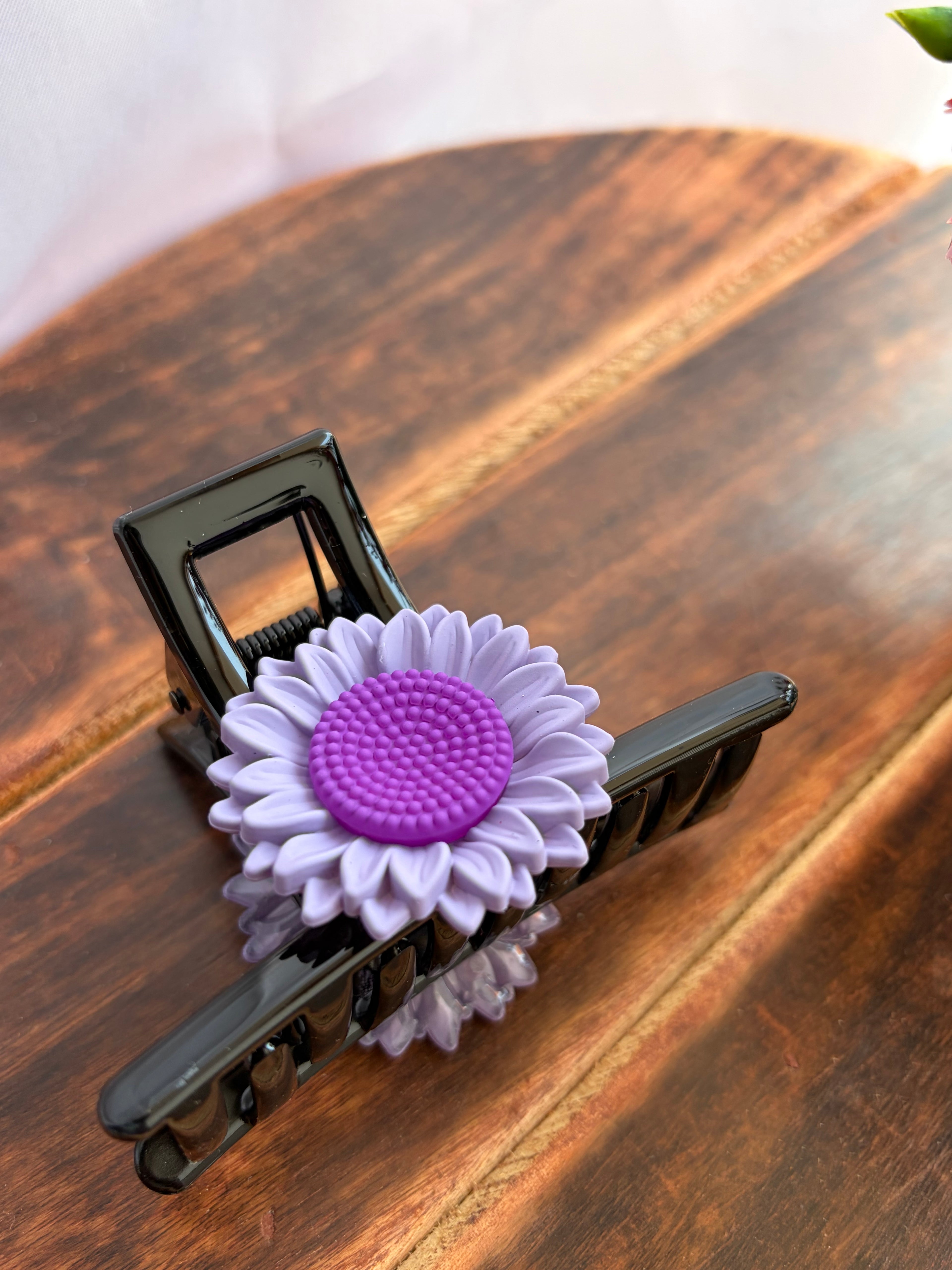 Lavender Bloom Daisy Hair Claw Clip