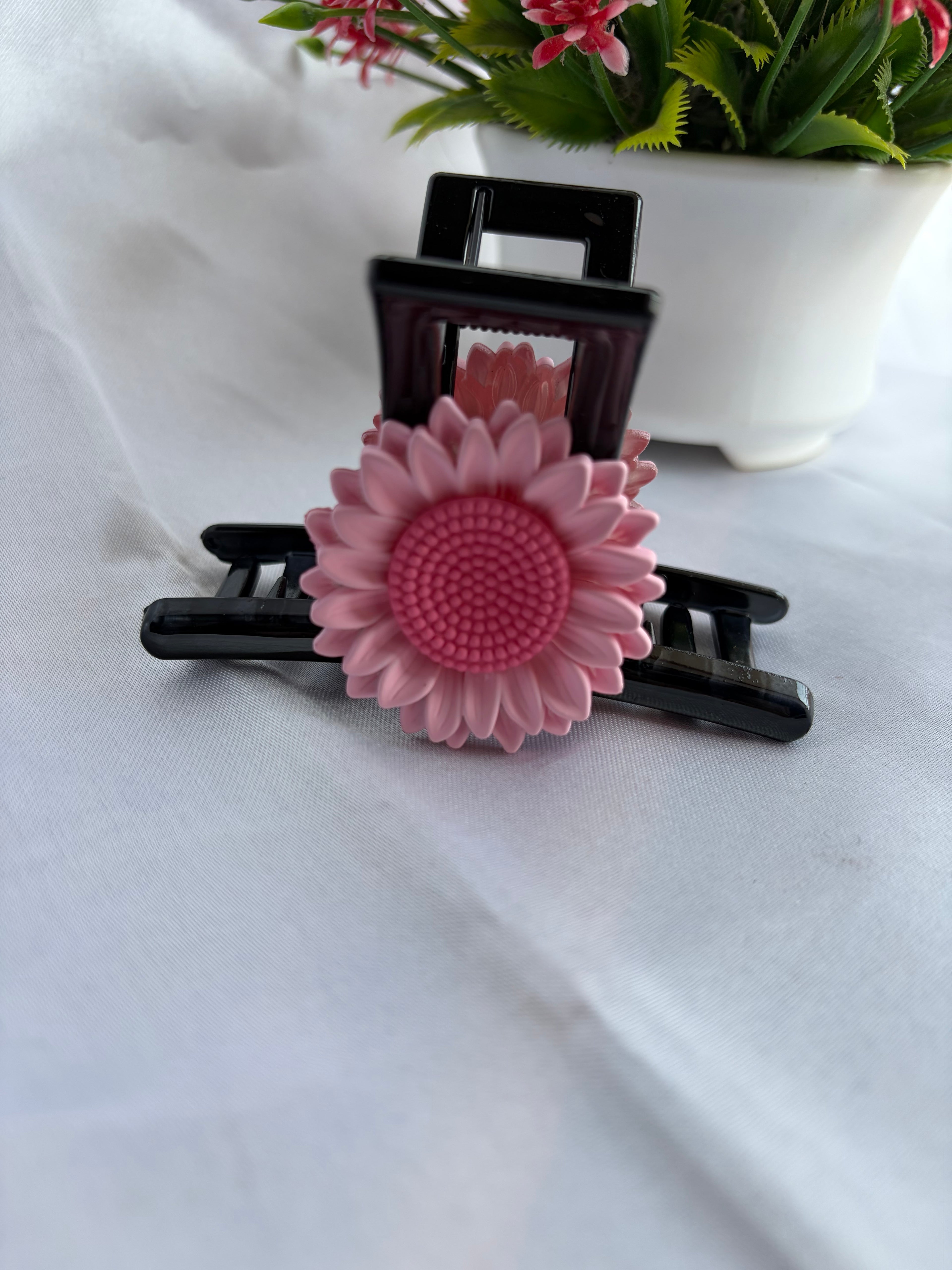 Blush Bloom Floral Claw Clip