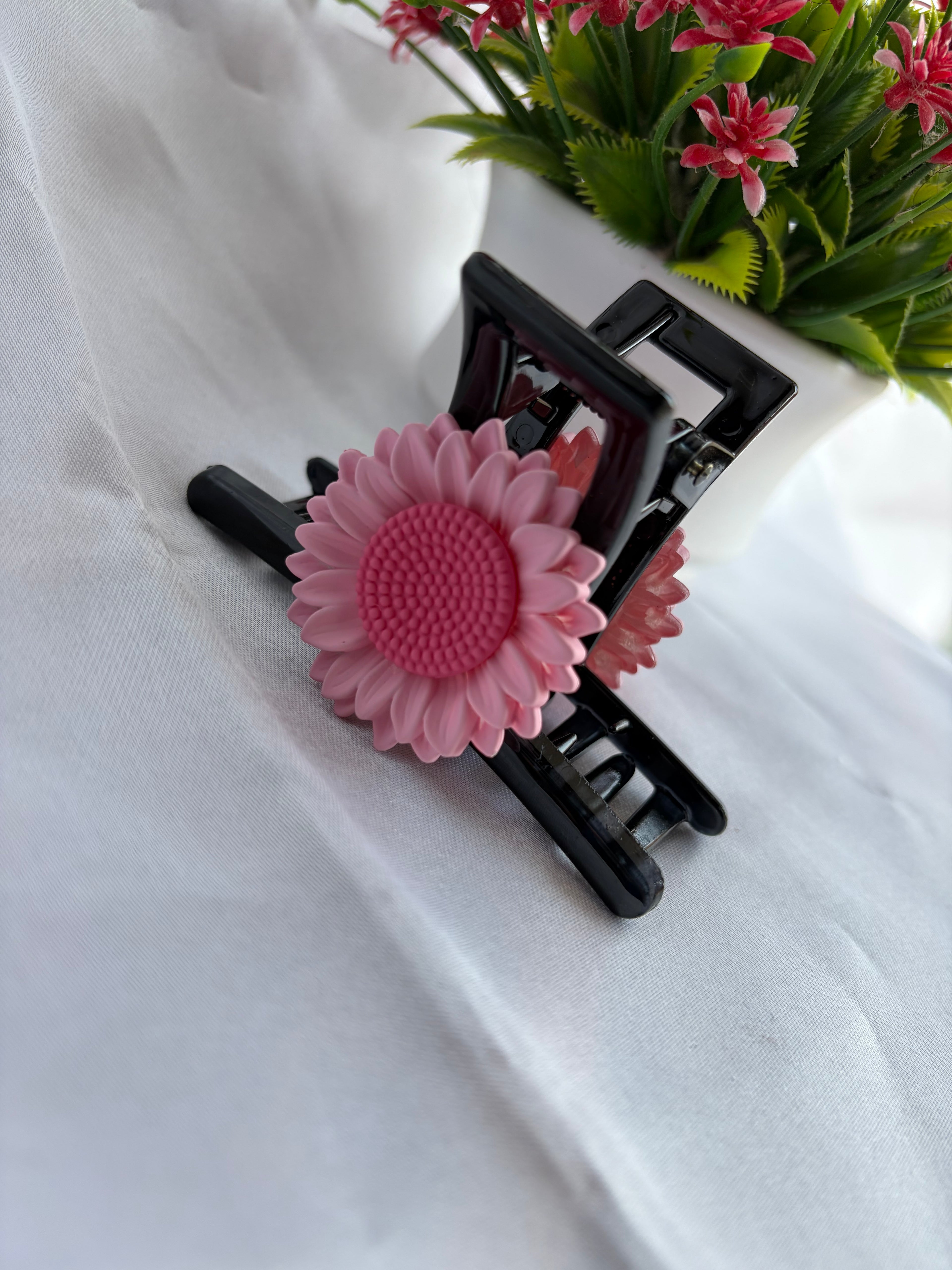 Blush Bloom Floral Claw Clip