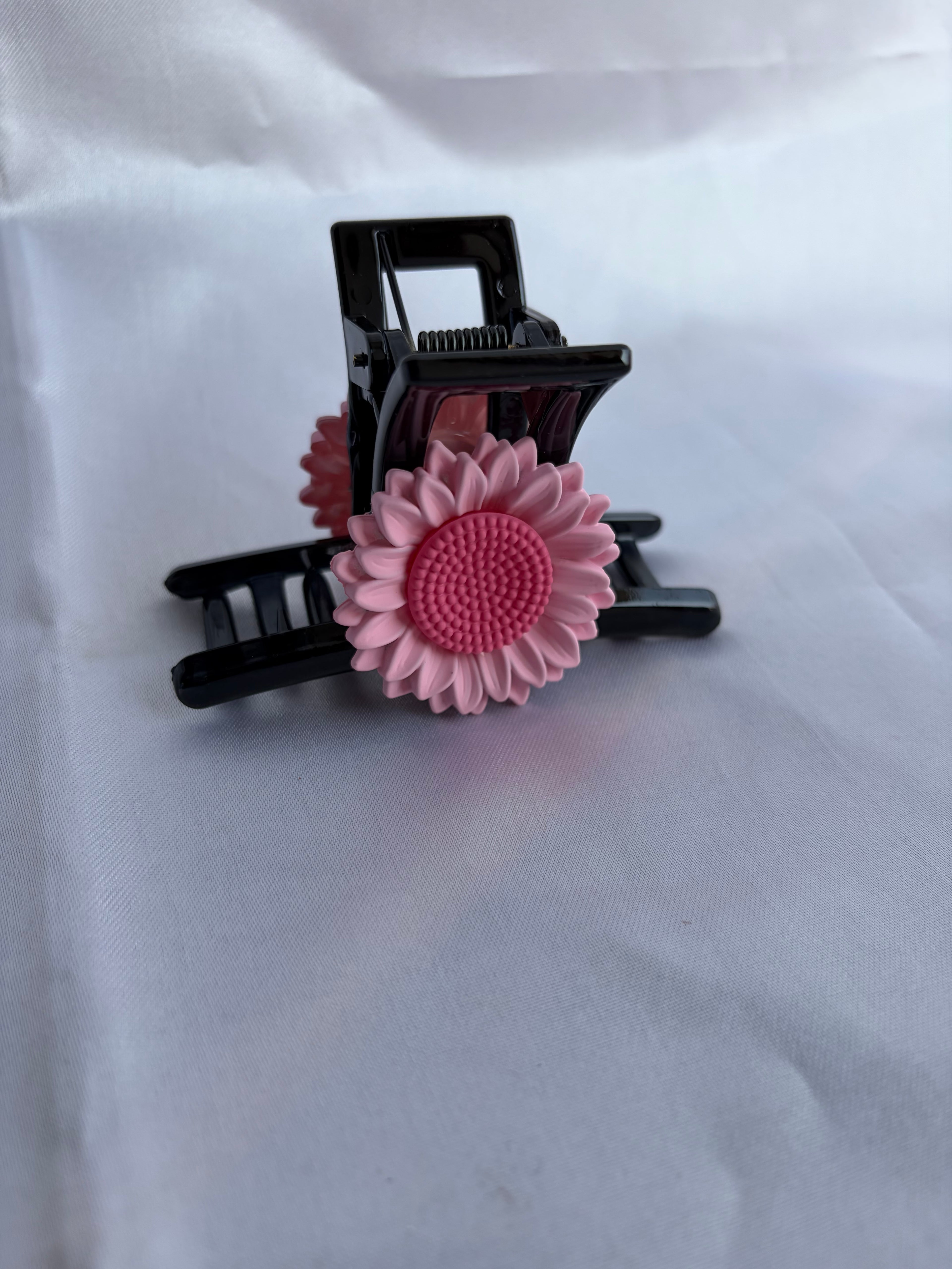 Blush Bloom Floral Claw Clip