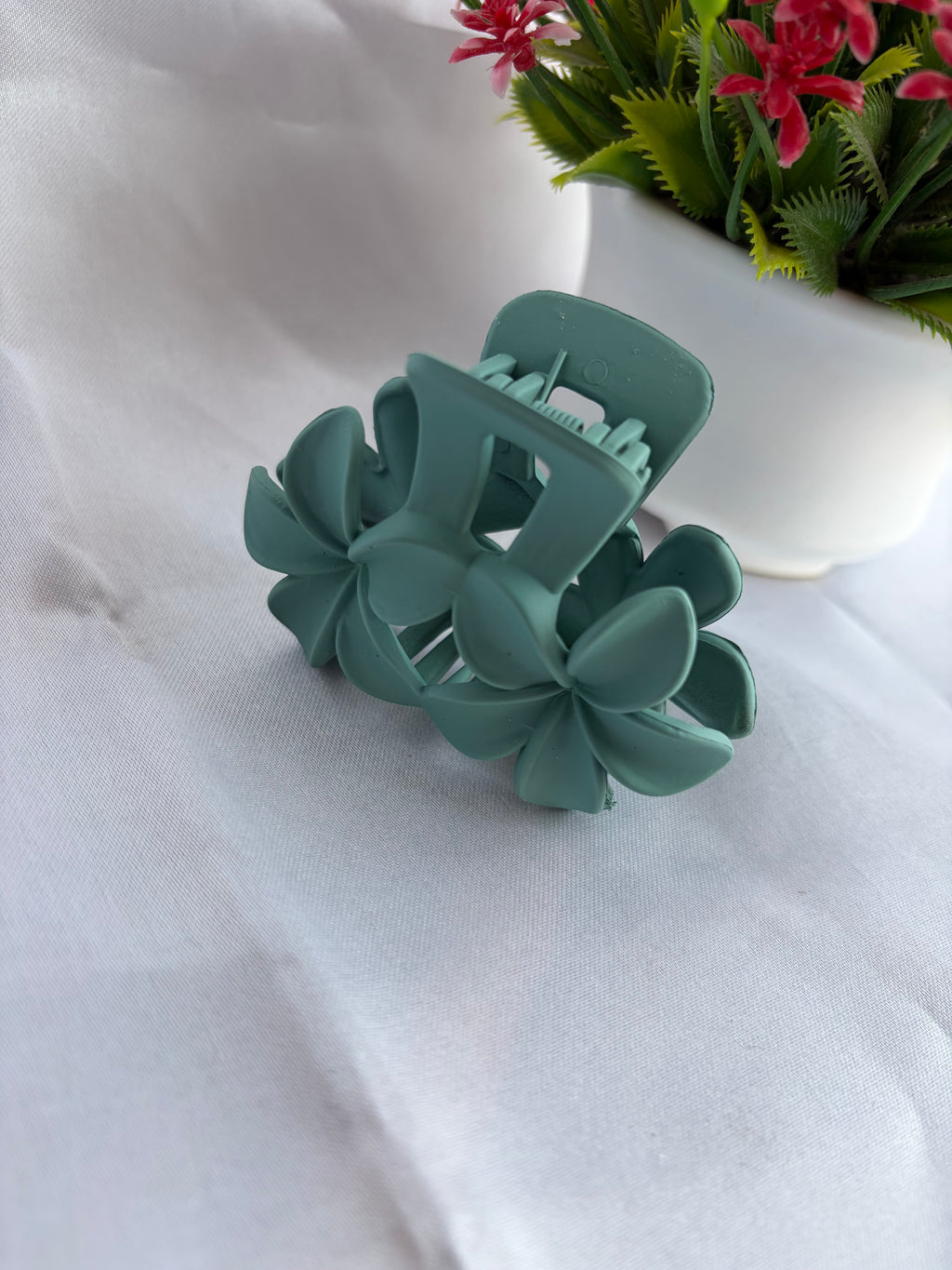 Mint Bloom Floral Hair Claw Clip