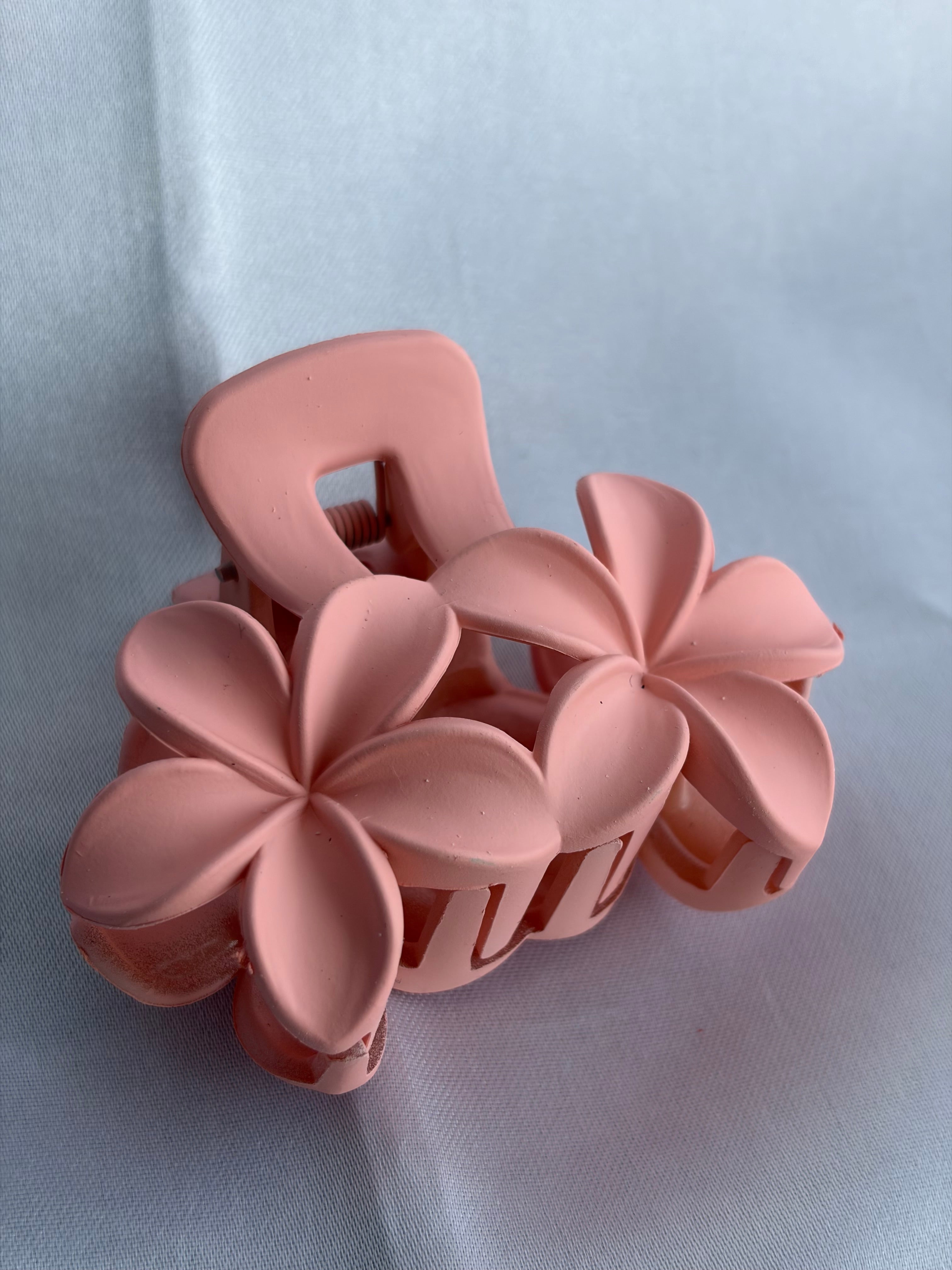 Blush Bloom Floral Hair Claw Clip