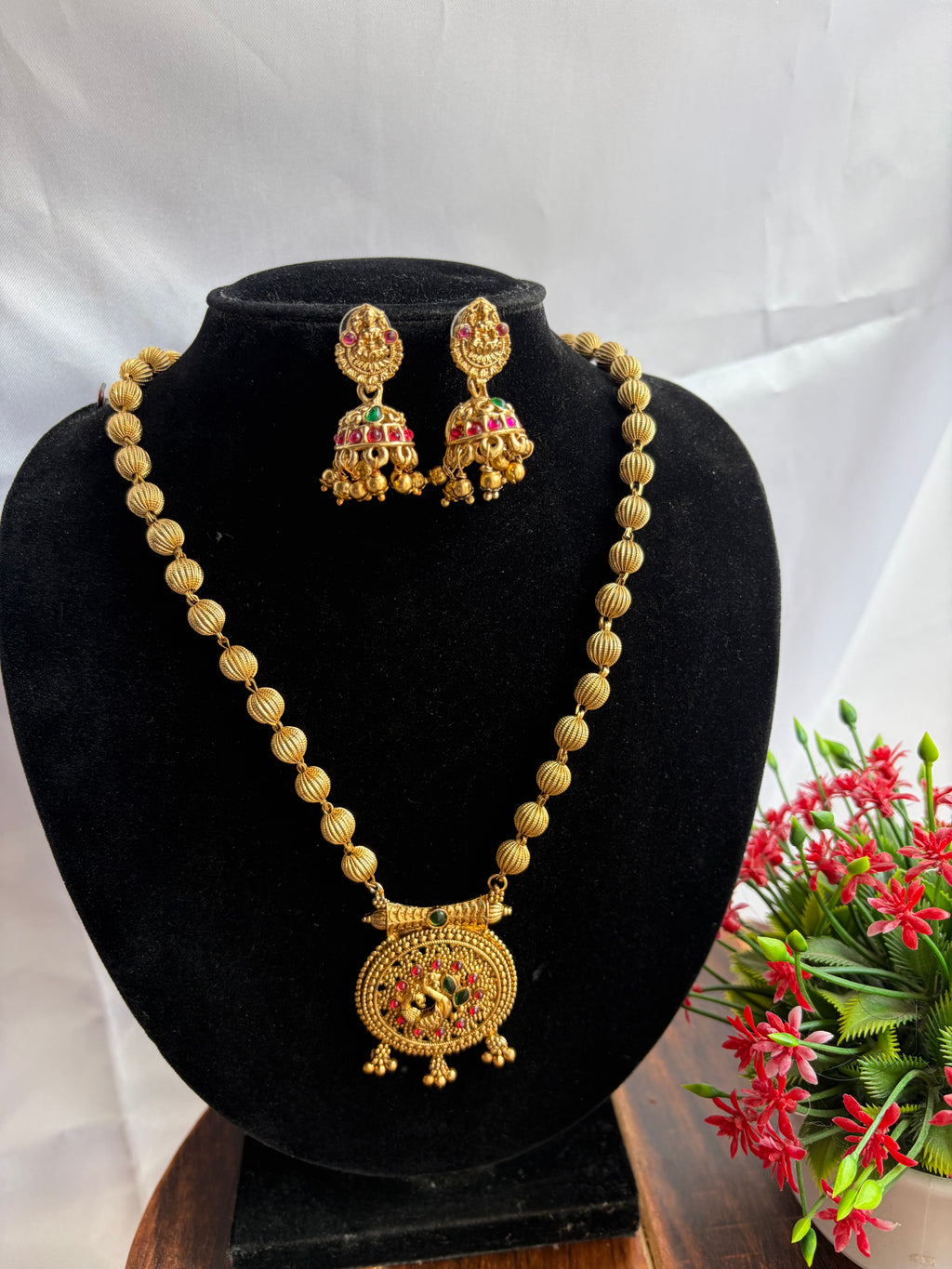 Mayura Meenakshi Antique Necklace Set