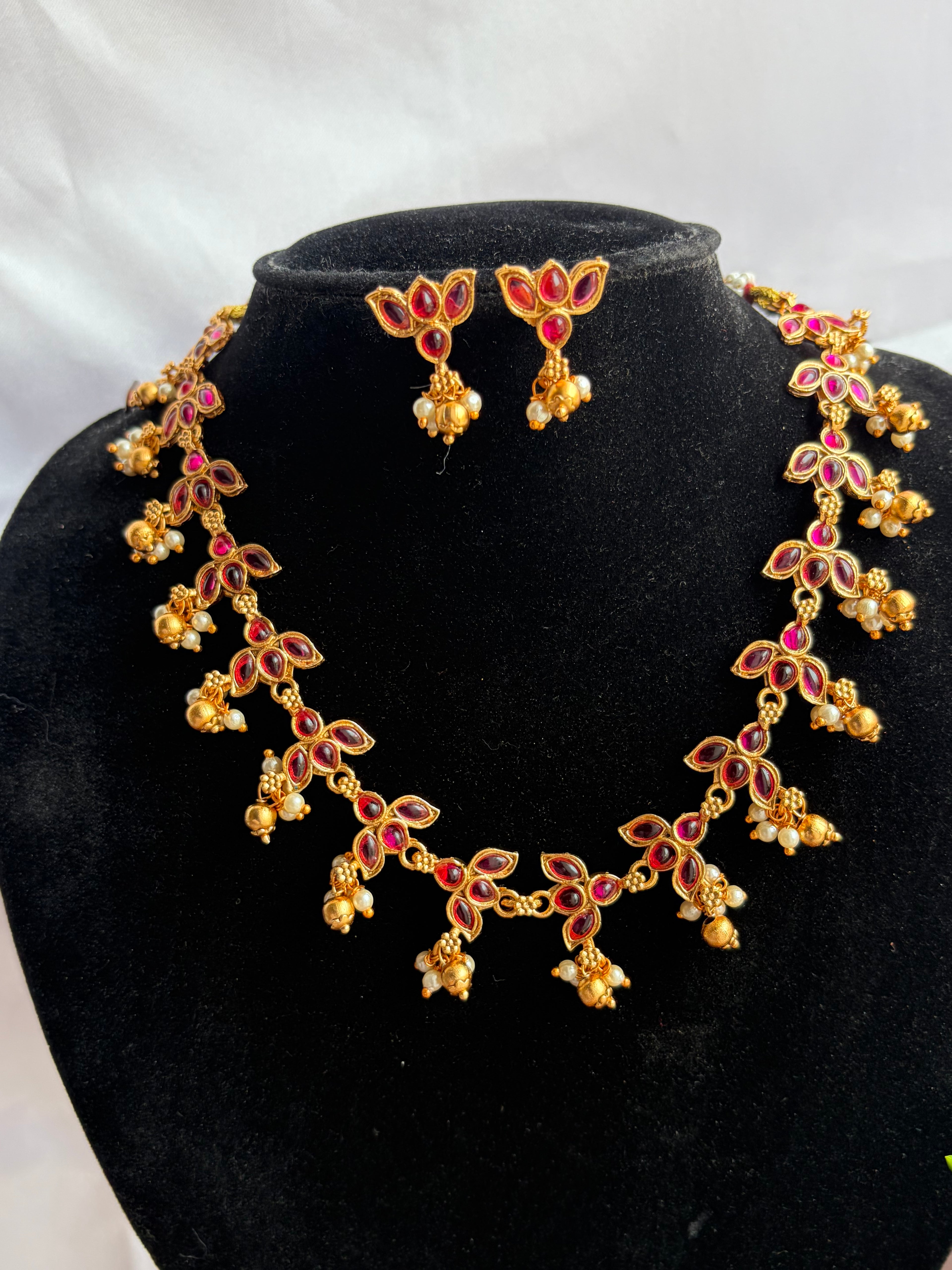 Emerald Ruby Floral Pearl Drop Neckalce