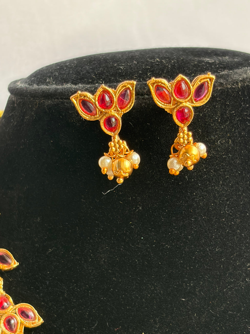 Emerald Ruby Floral Pearl Drop Neckalce