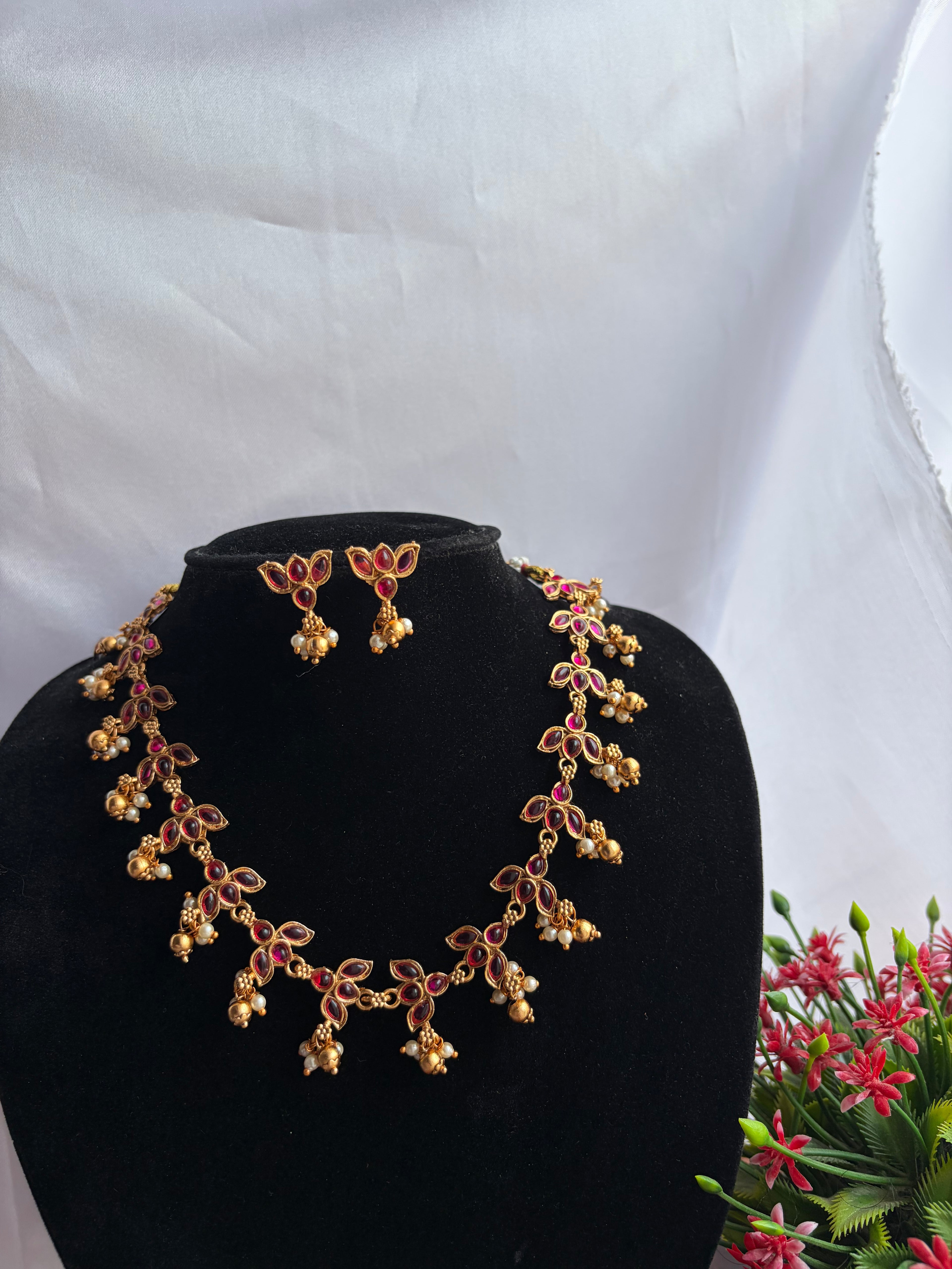 Emerald Ruby Floral Pearl Drop Neckalce